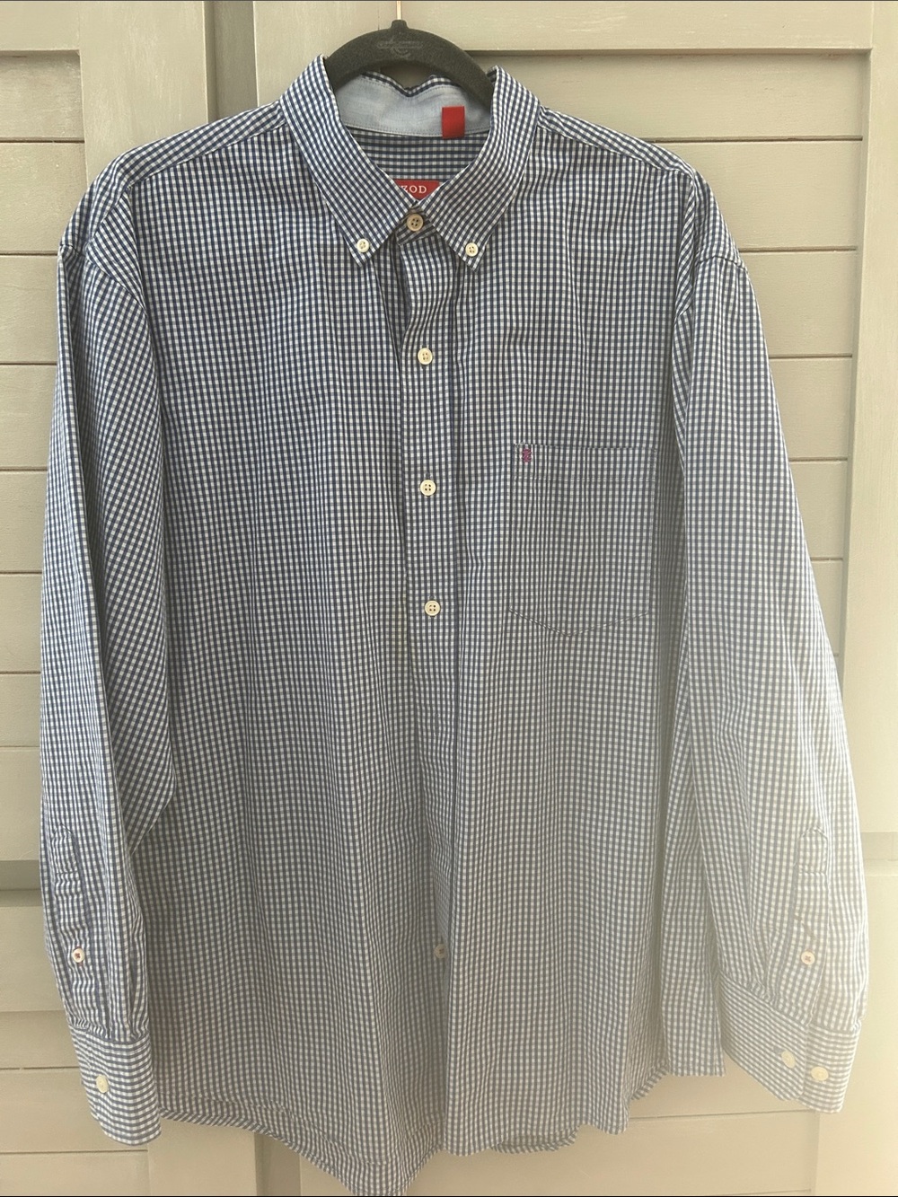 Izod Men’s Navy & White Gingham Button-Down Shirt